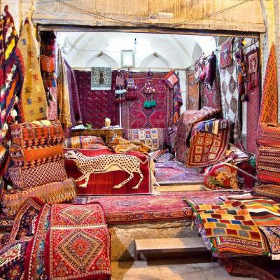 DISCOUNT RUGS